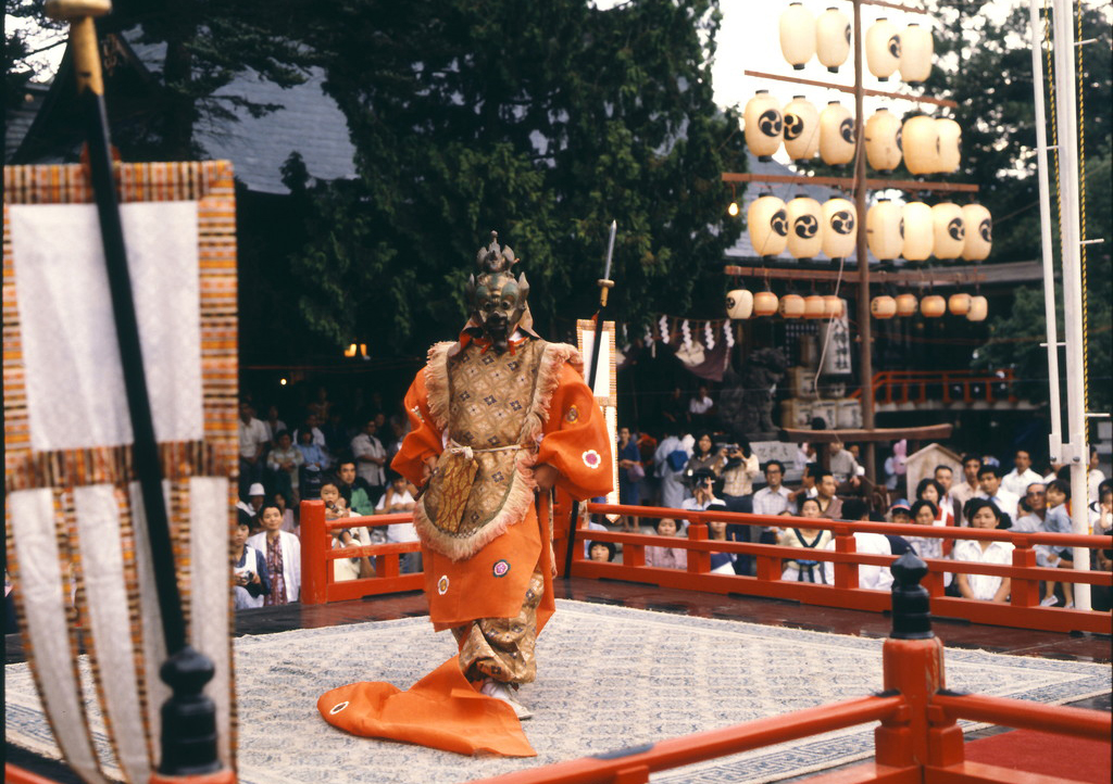 谷地八幡宮　林家舞楽1